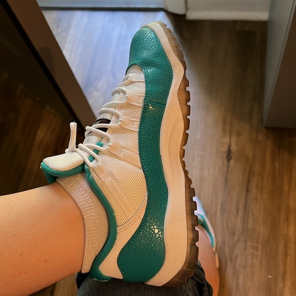 Jordan 11 Retro Low Gp - Picture 9 of 11